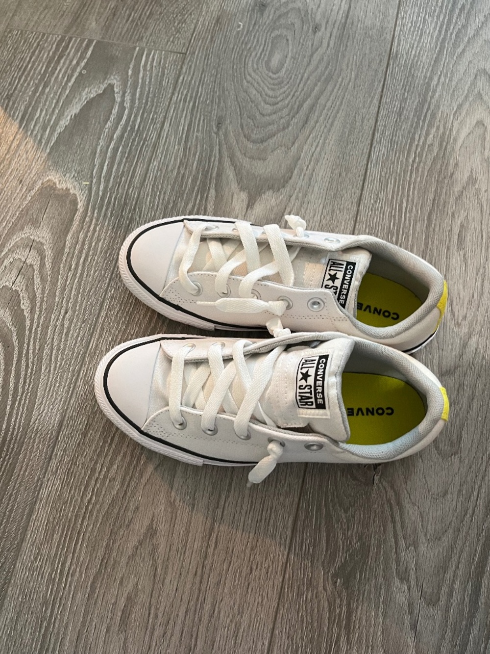 Converse all stars shoes kids